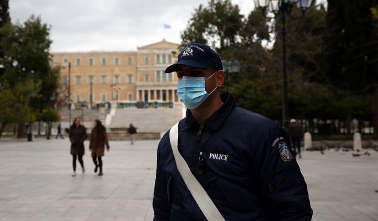 Lockdown: Διπλάσια πρόστιμα και σαρωτικοί έλεγχοι – Διευκρινίσεις Χαρδαλιά για τα μέτρα