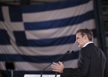 Ο Κυριάκος Μητσοτάκης τη στιγμή της άφιξής του στη Σύνοδο Κορυφής, του Ιανουαρίου, στις Βρυξέλλες (φωτ.: EPA / Yves Herman / Pool)