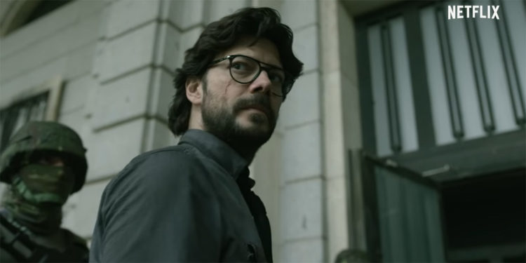 O Προφεσόρ του «La casa de papel» σε σκηνή από τον 5ο κύκλο της σειράς (πηγή: Netflix)