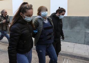 Η κατηγορουμένη υποστήριξε ότι πυροβόλησε τον πατέρα του παιδιού της ευρισκόμενη σε άμυνα (Φωτ.: EUROKINISSI  / Θανάσης Δημόπουλος )