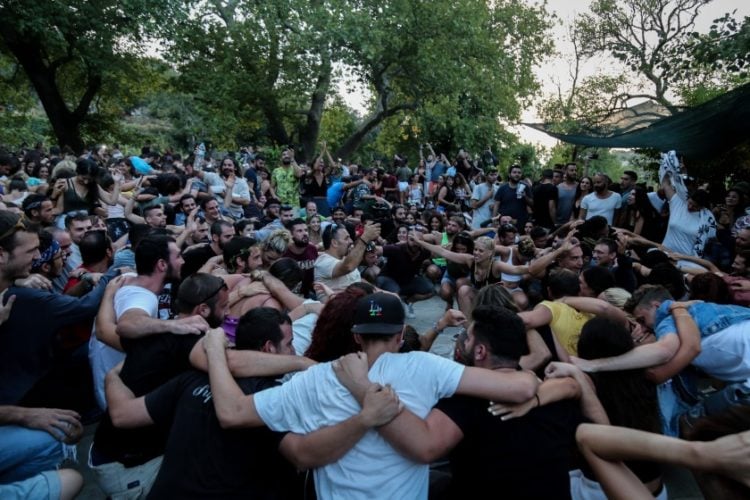 Πανηγύρι στη Λαγκάδα της Ικαρίας, τον Αύγουστο του 2018 (EUROKINISSI /Βασίλης Ρεμπάπης)