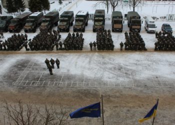 Φωτογραφία από τακτική και ειδική άσκηση της Εθνικής Φρουράς της Ουκρανίας, χθες, στη βόρεια Ουκρανία (φωτ.:  EPA/OLEKSANDER YESMANCHUK)