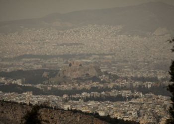 Αφρικανική σκόνη στην Αθήνα (φωτ. αρχείου: EUROKINISSI/ Γιάννης Παναγόπουλος)