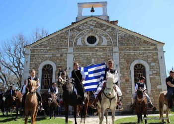 Έφιπποι στην Αρναία Χαλκιδικής (πηγή: halkidikinews.gr)