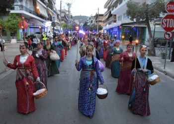 (Φωτ.: Facebook / Σύλλογος Ποντίων Αγ. Βαρβάρας Ο Φάρος)