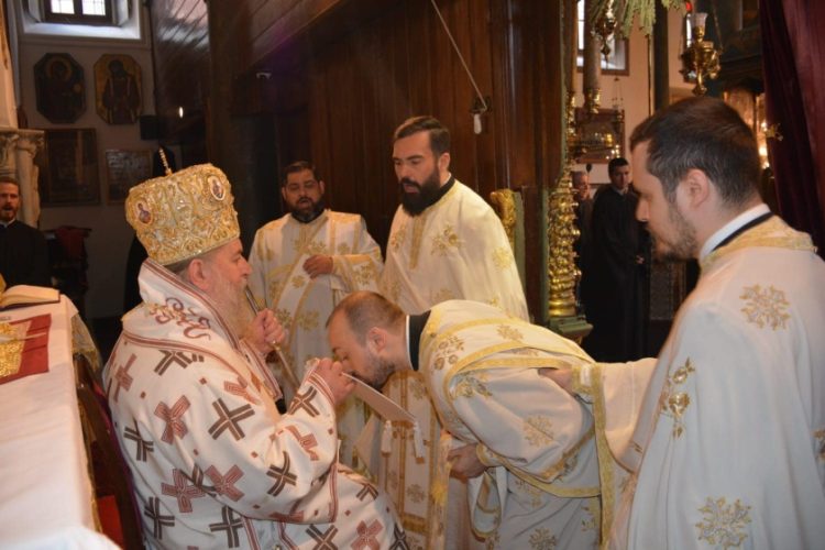 Εικόνα από τη χειροτονία του Εψηφισμένου Θεοφιλέστατου Επισκόπου Ξανθουπόλεως Παΐσιου (φωτ.: facebook/Giannis Demirtzoglou)