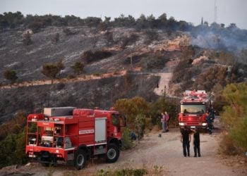 Πυρκαγιά στους πρόποδες του Υμηττού, Σάββατο 4 Ιουνίου 2022. (Φωτ.: Αντώνης Νικολόπουλος/Eurokinissi)