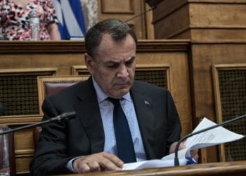 Ενημέρωση των μελών της Επιτροπής Εθνικής Άμυνας και Εξωτερικών από τον υπουργό Εθνικής Άμυνας, Νίκο Παναγιωτόπουλο (Φωτ. αρχείου: Eurokinissi/Μιχάλης Καραγιάννης)