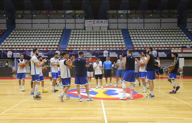 Στιγμιότυπο από την προπόνηση της Εθνικής μπάσκετ (φωτ.: EUROKINISSI / Λεωνίδας Τζέκας)