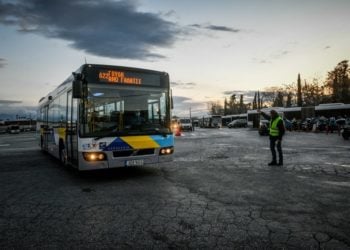 Εικόνα από το αμαξοστάσιο της ΟΣΥ, στο Ρέντη (φωτ.: EUROKINISSI/Τατιάνα Μπόλαρη)