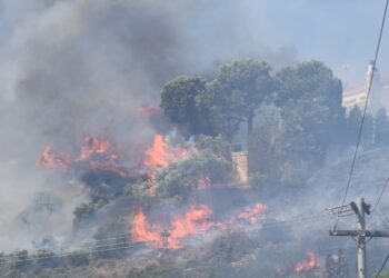 Δεύτερη ημέρα της πυρκαγιάς στην Πεντέλη, Τετάρτη 20 Ιουλίου 2022. (Φωτ.: Αντώνης Νικολόπουλος/Eurokinissi)