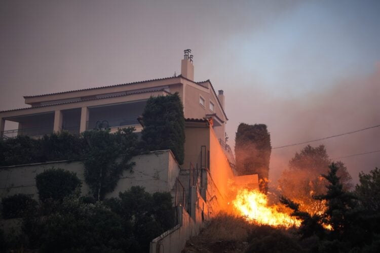 Πυρκαγιά στο Ντράφι της Πεντέλης, Τρίτη 19 Ιουλίου 2022 (Eurokinissi/Βασίλης Ρεμπάπης)