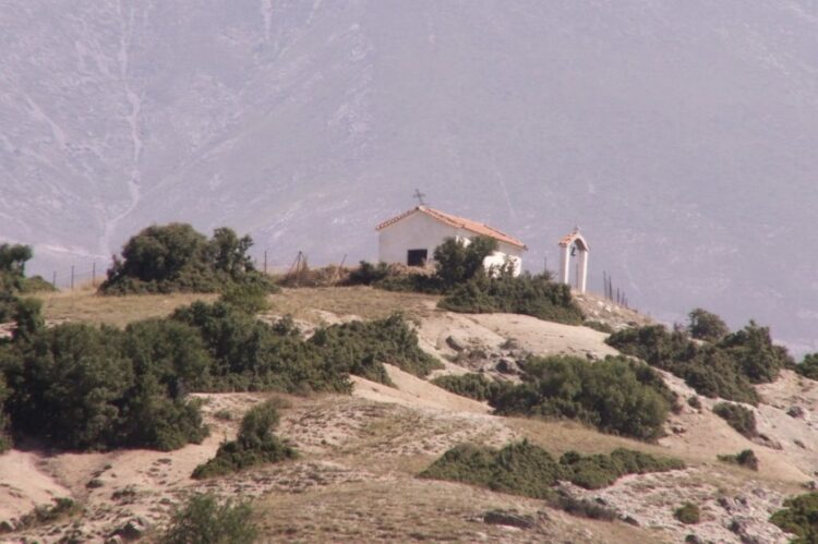 Ο Προφήτης Ηλίας στη Σκοπιά Ελασσόνας (φωτ.: mapio.net)