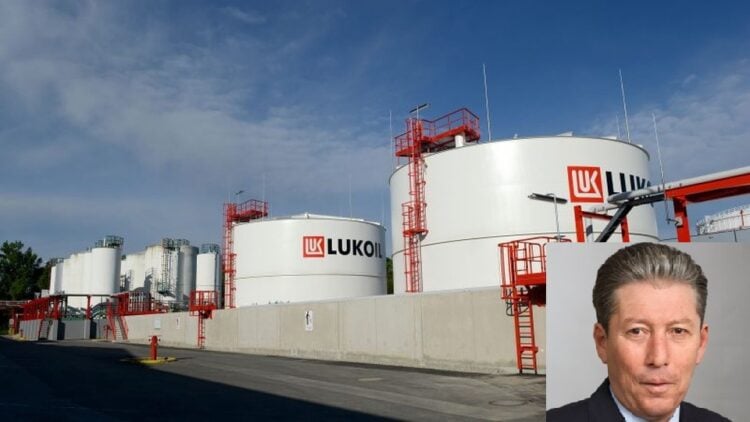 Εικόνα από εγκατάσταση της Lukoil και ένθετη η εικόνα του Ραβίλ Μαγκάνοφ (εικ.: Lukoil.com/tadviser.com/)