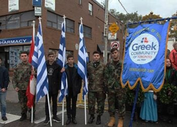 Στιγμιότυπο από την παρέλαση των ομογενών για την 28η Οκτωβρίου, στο Τορόντο του Καναδά, το 2019 (πηγή: facebook.com/GreekCommunity/)