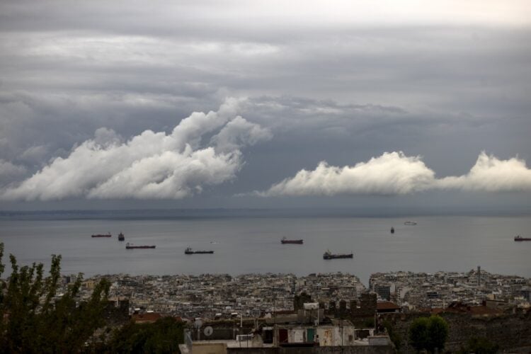 Όταν έχει συννεφιά στον Θερμαϊκό (φωτ.: EUROKINISSI/ ΡΑΦΑΗΛ ΓΕΩΡΓΙΑΔΗΣ)