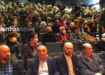 Κατάμεστη η αίθουσα του «Καραπάντσειου» Συνεδριακού Κέντρου του Δήμου Αμπελοκήπων-Μενεμένης στην εκδήλωση της ΠΟΣΕΠ (φωτ.: Ρωμανός Κοντογιαννίδης)