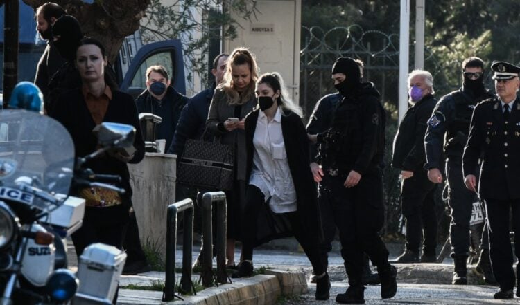 Απολογία της Ρούλας Πισπιρίγκου στην ανακρίτρια για τους θανάτους των δύο μικρότερων παιδιών της, της Μαλένας και της Ίριδας, Τετάρτη 21 Δεκεμβρίου 2022. (Φωτ.: Eurokinissi/Τατιάνα Μπόλαρη)