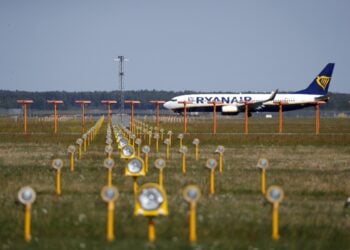 Αεροσκάφος της Ryanair (φωτ. αρχείου: EPA / Toms Kalnins)