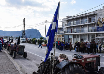 Διαμαρτυρία αγροτών στο Ναύπλιο (φωτ.: EUROKINISSI / Βασίλης Παπαδόπουλος)