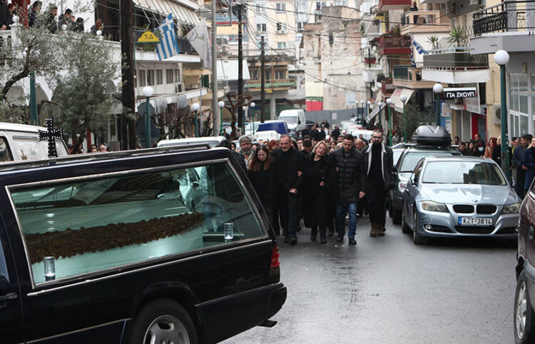 Τα Γιαννιτσά θρηνούν για την 23χρονη Ιφιγένεια Μήτσκα (φωτ.: ΜΟΤΙΟΝΤΕΑΜ / Βασίλης Βερβερίδης)