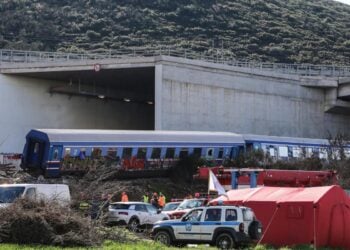 Mαραθώνια ήταν η απολογία του σταθμάρχη Λάρισας για το τραγικό δυστύχημα στα Τέμπη (φωτ. EUROKINISSI/Λεωνίδας Τζέκας)