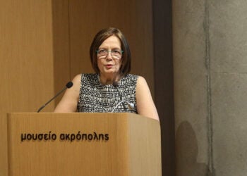 Η Μυρσίνη Ζορμπά το 2019, στα εγκαίνια της έκθεσης «Σμίλη και μνήμη» στο Μουσείο Ακρόπολης (φωτ.: EUROKINISSI / Γιώργος Στεργιόπουλος)