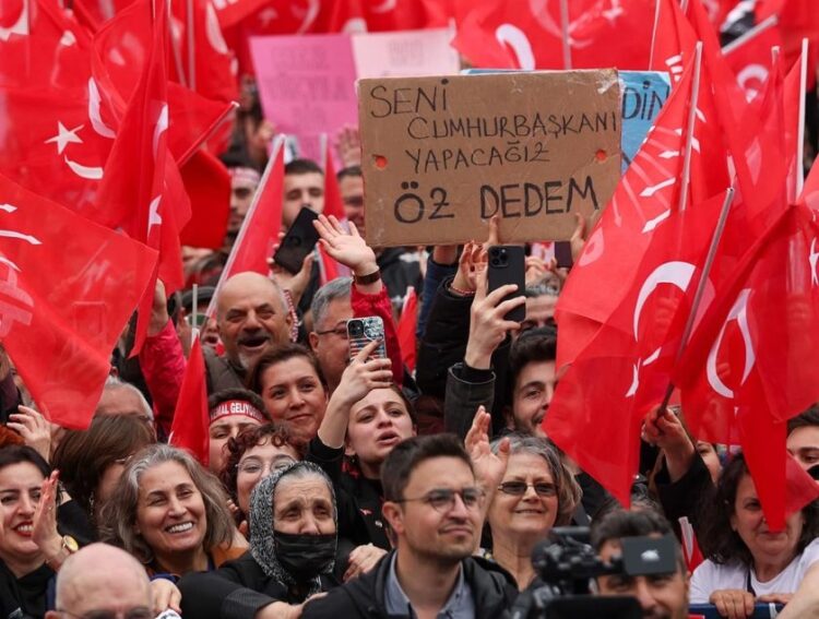 Εικόνα από τη σημερινή προεκλογική συγκέντρωση του CHP (πηγή: facebook.com/K.Kilicdaroglu/ Alp Eren Kaya)