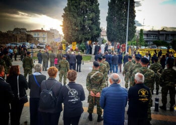 Στο επίκεντρο της τελετής τιμής και μνήμης ο ανδριάντας του μητροπολίτη Χρύσανθου, στην Κομοτηνή (φωτ.: Flickr / Ι.Μ. Μαρωνείας)