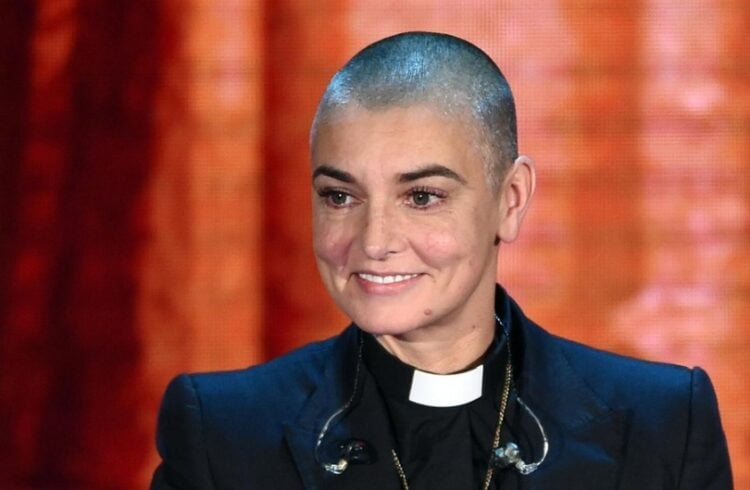 Η Sinéad O’Connor σε σόου της ιταλικής τηλεόρασης στο Μιλάνο, το 214 (φωτ.: EPA/Daniel Dal Zennaro)