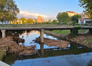 Ό,τι άφησε στα Τρίκαλα το πρώτο πέρασμα της κακοκαιρίας Elias (φωτ.: trikalavoice.gr)