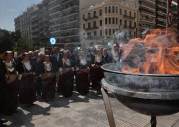 Στιγμιότυπο από τις εκδηλώσεις για τη 19η Μαΐου το 2023, στην πλατεία Αγίας Σοφίας στη Θεσσαλονίκη (φωτ.: EUROKINISSI /Ραφαήλ Γεωργιάδης)