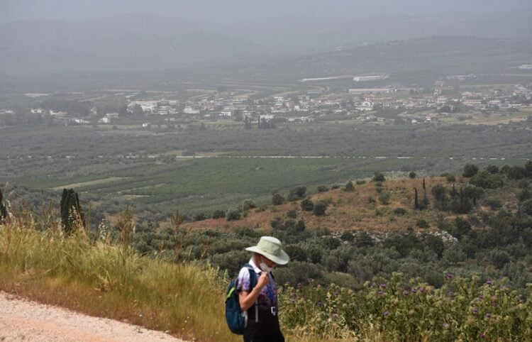 Αφρικανική σκόνη στην Αργολίδα (φωτ.: EUROKINISSI / Βασίλης Παπαδόπουλος)