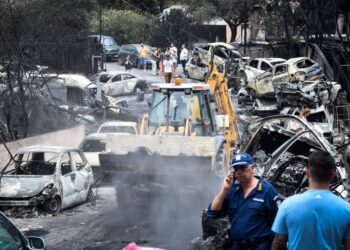 Η επόμενη μέρα στο Μάτι... το 2018 (φωτ. αρχείου: Eurokinissi/Τατιάνα Μπόλαρη)