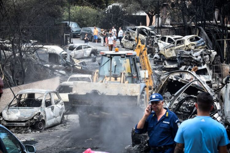 Η επόμενη μέρα στο Μάτι... το 2018 (φωτ. αρχείου: Eurokinissi/Τατιάνα Μπόλαρη)