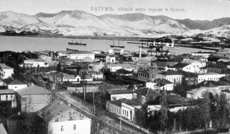 Άποψη του Βατούμ (πηγή: flickr.com/photos/old_batumi/)