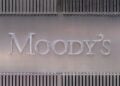 Το λογότυπο της Moody's στα γραφεία της Νέας Υόρκης (φωτ.: EPA/Andrew Gombert)