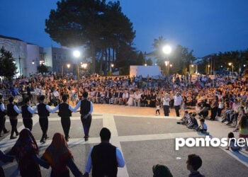 Στιγμιότυπο από την εκδήλωση του Συλλόγου Ανατολικορωμυλιωτών Πολυκάστρου στο πλαίσιο των εορτών της πόλης «Πολυκαστρινά 2017» (φωτ.: Σωκράτης Μουρατίδης)