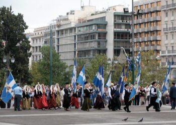 Στο Μνημείο του Άγνωστου Στρατιώτη στο Σύνταγμα για την Ημέρα Μνήμης της Γενοκτονίας των Ελλήνων της Μικράς Ασίας (φωτ.: EUROKINISSI / Γεωργία Παναγοπούλου)