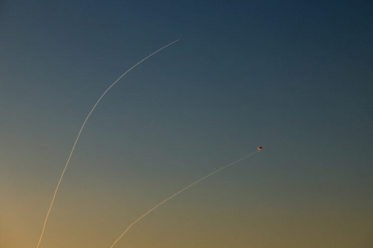 Το ισραηλινό σύστημα αεράμυνας Iron Dome (φωτ.: EPA/ATEF SAFADI)