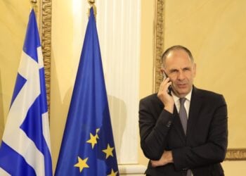 Ο Γιώργος Γεραπετρίτης στο Προεδρικό Μέγαρο (φωτ.: EUROKINISSI/Γιώργος Κονταρίνης)