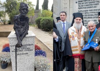 Αριστερά το άγαλμα του Γιώργου Μιχαΐλοβιτς και δεξιά ο εμβληματικός φύλακας με τον Πατριάρχη Σερβίας Ειρηναίο, κατά την απονομή του μεταλλίου του Αγίου Σάββα της Σερβικής Εκκλησίας, το 2014 (φωτ.: ΑΠΕ-ΜΠΕ, ΜΟΤΙΟΝΤΕΑΜ/Φανή Τρυψάνη)