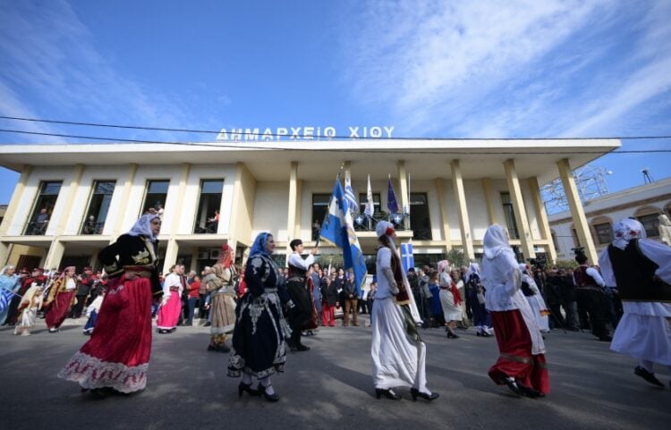 Στιγμιότυπο από την παρέλαση (φωτ.: Γραφείο Τύπου ΠΑΣΟΚ)