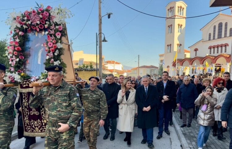 Στιγμιότυπο από τη λιτανεία της εικόνας του Αγίου Γεδεών (φωτ.: Μάξιμος Χαρακόπουλος)