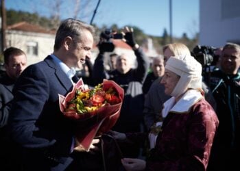 Ο Κυριάκος Μητσοτάκης στη διάρκεια της εκδήλωσης στο Καλπάκι (φωτ.: Γραφείο Τύπου Πρωθυπουργού/Δημήτρης Παπαμήτσος)