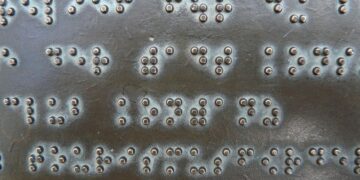 Η γραφή Braille (φωτ.: pixabay.com/el/users/hans-2/)