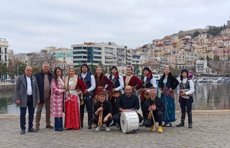 (Φωτ.: facebook/Λέσχη Ποντίων Ν. Καβάλας - Έτος Ιδρύσεως 1950)