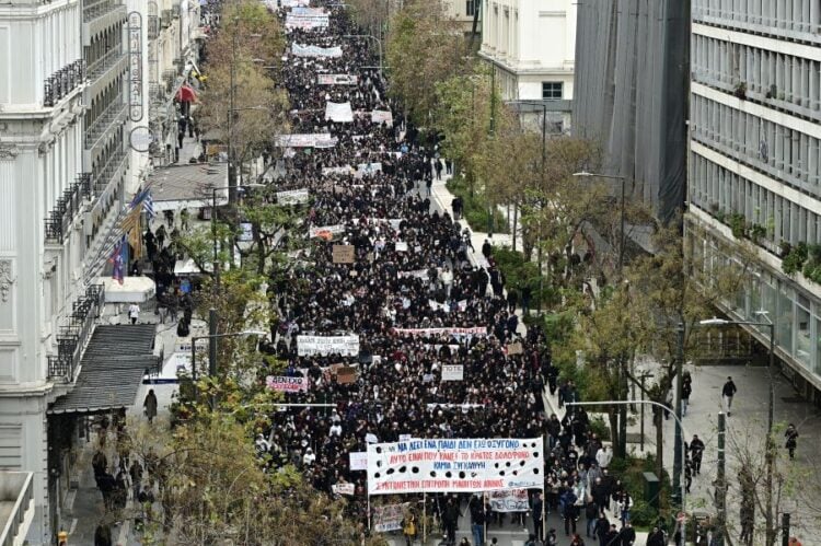 Μαθητικό - φοιτητικό συλλαλητήριο στην Αθήνα, με βασικό αίτημα να αποδοθεί δικαιοσύνη για την τραγωδία των Τεμπών (φωτ.: Μιχάλης Καραγιάννης/EUROKINISSI)