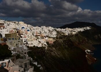 Στιγμιότυπο από την Σαντορίνη, Τετάρτη 5 Φεβρουαρίου 2025 (φωτ.: Eurokinissi/Κώστας Τζούμας)