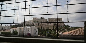 Ο Παρθενώνας όπως φαίνεται από το Μουσείο της Ακρόπολης (φωτ.: EUROKINISSI/Μιχάλης Καραγιάννης)